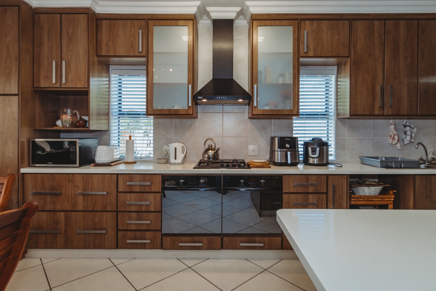 3 Bedroom Property for Sale in Kraaibosch Country Estate Western Cape